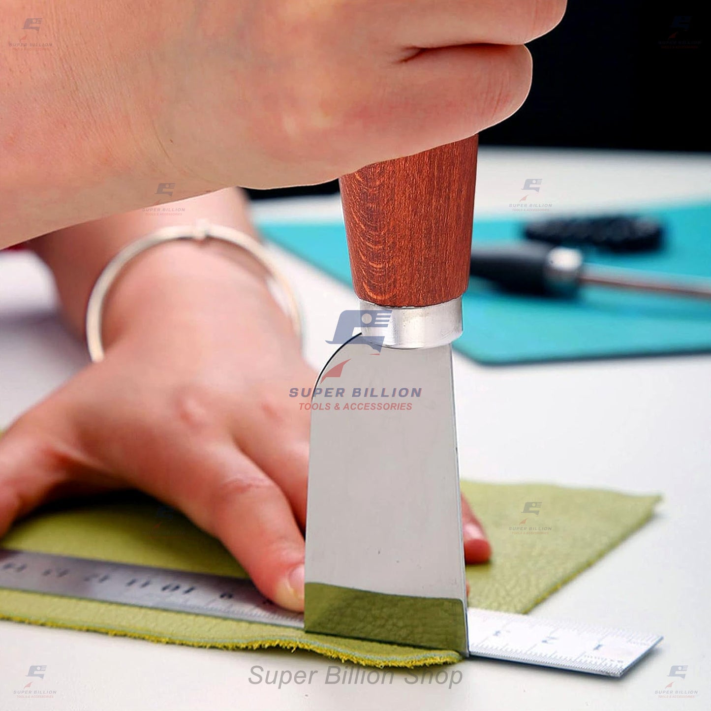 มีดตัดหนัง ขนาด 36mm. ลับคมมาให้แล้ว สำหรับมือขวา