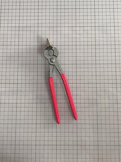 Leather Flat Nose Pliers  – Wide Jaw Leather Edge Pressing & Folding Pliers, Leathercraft Hand Tool